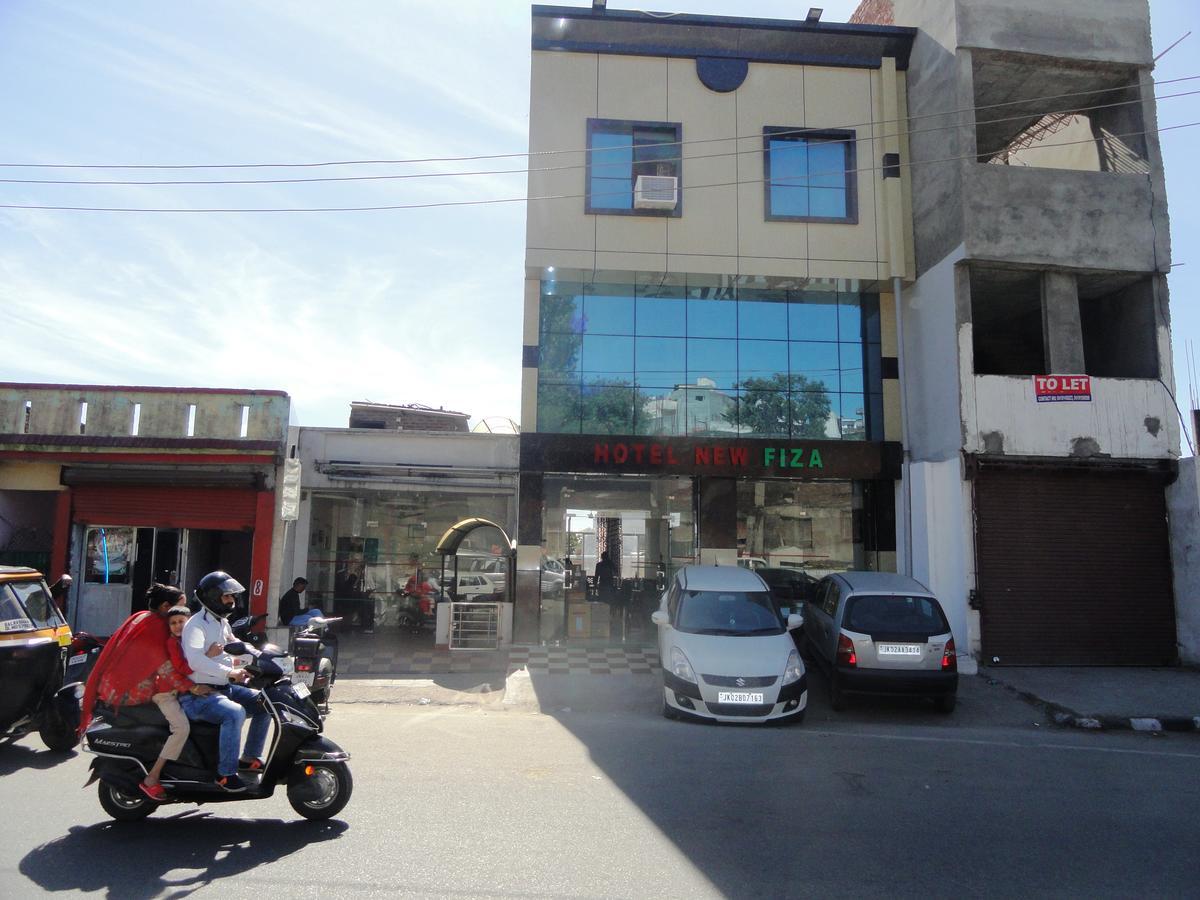 Oyo 12976 Hotel New Fiza Džammú Exteriér fotografie
