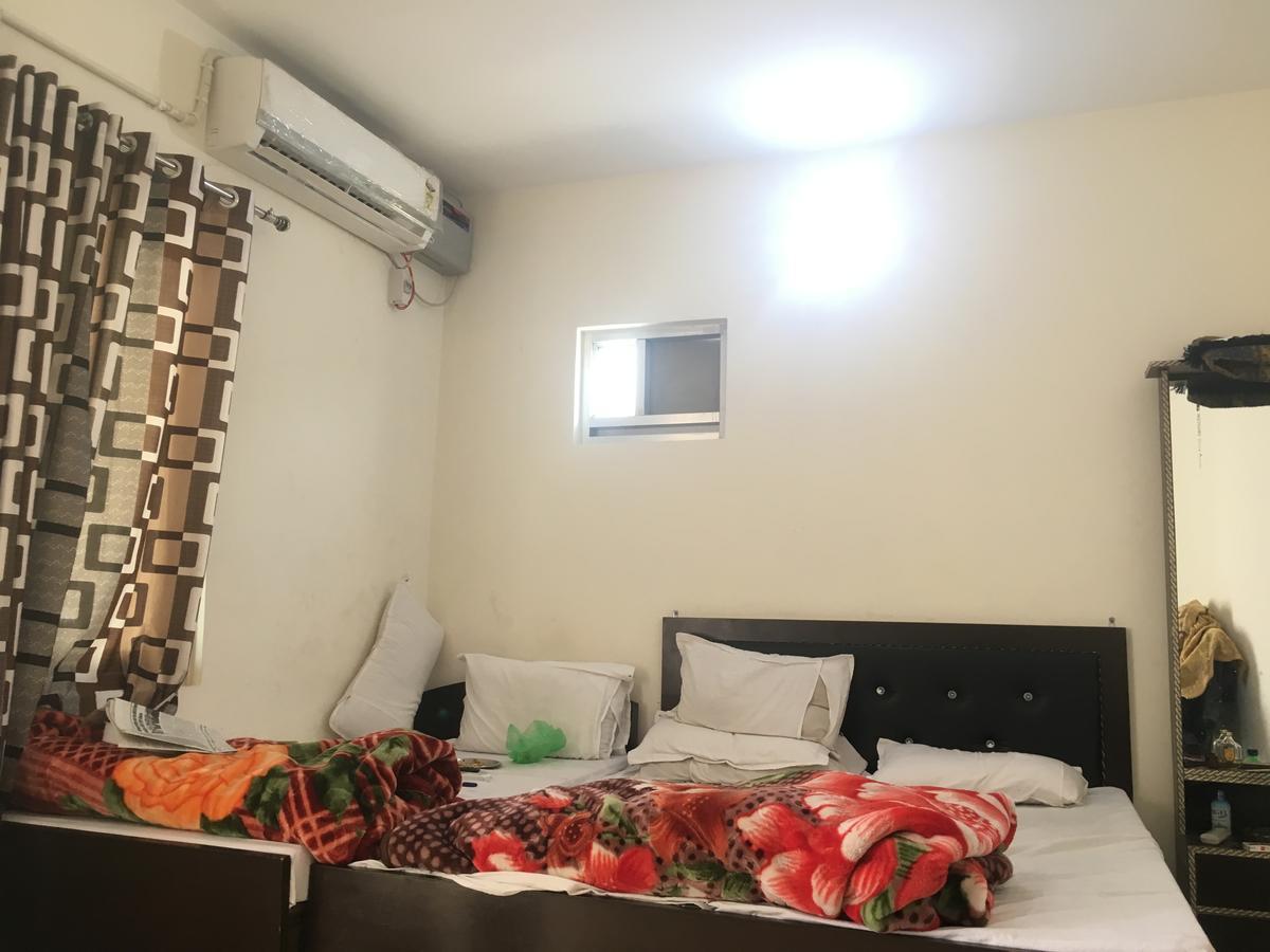 Oyo 12976 Hotel New Fiza Džammú Exteriér fotografie